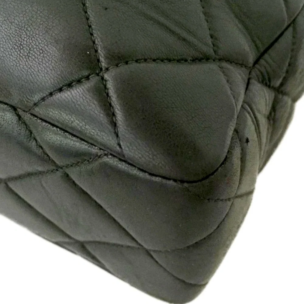 Chanel Black lambskin leather large Quilted Shoulder Bag with 24k Gold ptd Chain - Picture 6 of 16